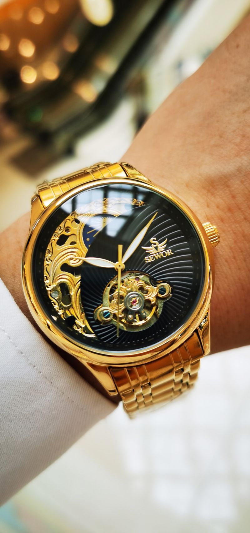 AOKULASIC Orologio da uomo in oro con scheletro, retro, fasi lunari, tourbillon, orologi meccanici automatici di lusso, cinturino in acciaio inossidabile luminoso_voghion.com