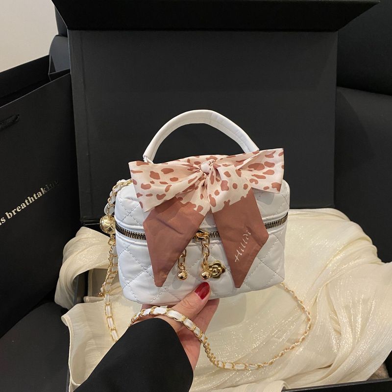 Trendy Quilted Chain For Women 2025 New Spring Casual Mini Box High-end Crossbody Bag_voghion.com