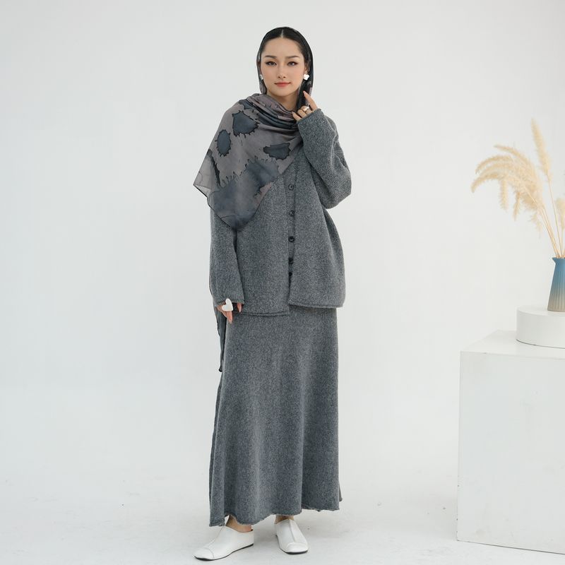 Turkish Winter Knit Set – Modest Long-Sleeve Maxi Dress & Scarf (One Size, Thermal Lined, Stretch Rayon-Blend,Neutral Palette, Hijabi-Friendly)_voghion.com