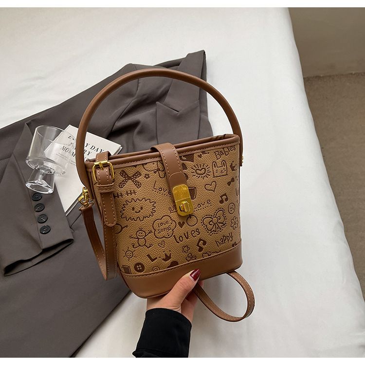 Borsa a secchiello con tracolla da pendolare di alta qualità, alla moda e di alta qualità, per donna, 2024, nuova texture, marrone da ufficio_voghion.com