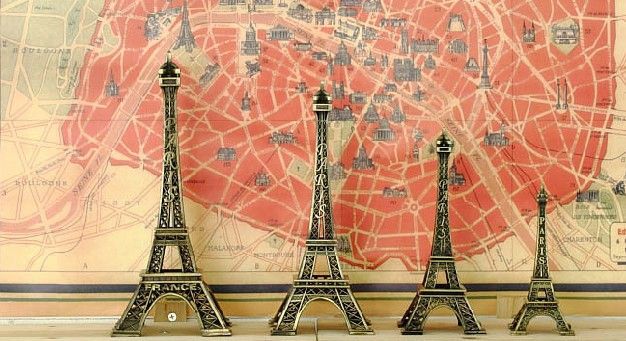 Envoyez une boîte de véritables souvenirs de voyage français en métal, modèle de la Tour Eiffel, ornements pour lui offrir de nombreuses tailles_voghion.com