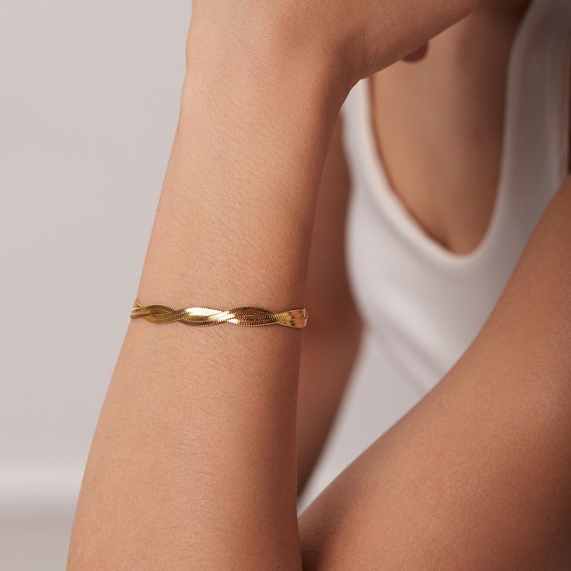 Modieuze en minimalistische vergulde roestvrijstalen armband, damesarmband met dubbele kruisslangketting_voghion.com