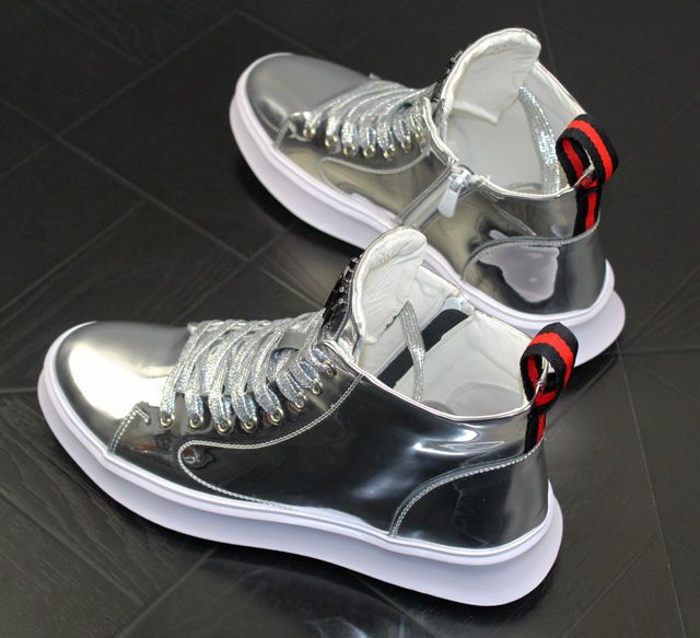 Buty męskie, buty codzienne, buty na cztery pory roku, modne buty, lakierowana skóra, jasne skórzane trampki, buty codzienne dla chłopców za kostkę_voghion.com