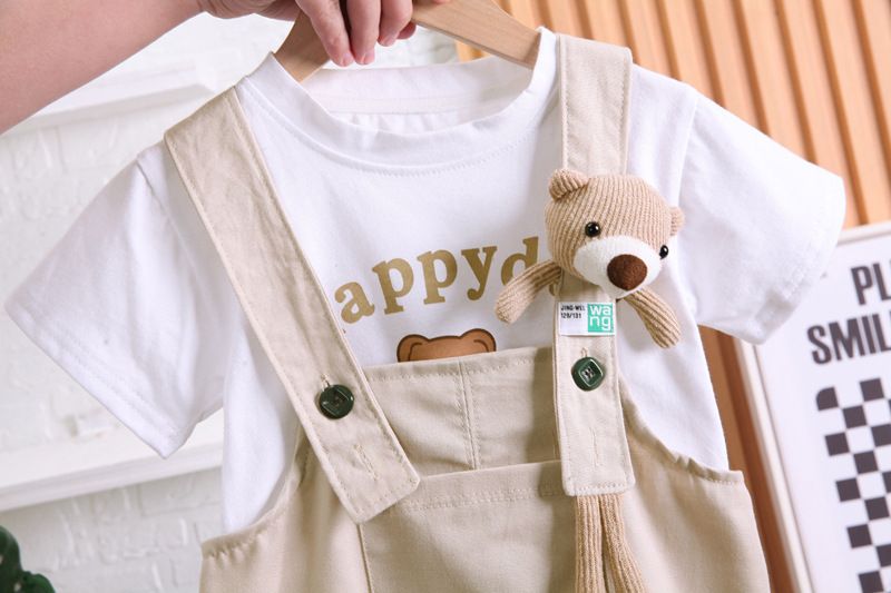 2024 Sommer Neue Mädchen Casual Anhänger Bär Strap Hosen Zwei stück für Mädchen mit Rundhals Kurzarm Set_voghion.com