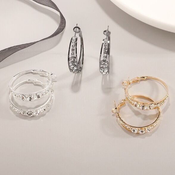 Shui Diamond Inlayed Dames met Grote Cirkels en Oorbel Ornamenten_voghion.com