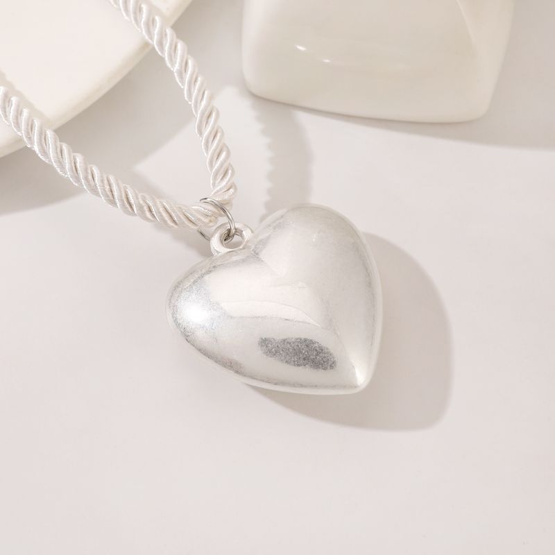 Collana con perline rotonde esagerate in stile punk europeo e americano, collana personalizzata a forma di amore rimovibile con nicchia temperamento_voghion.com