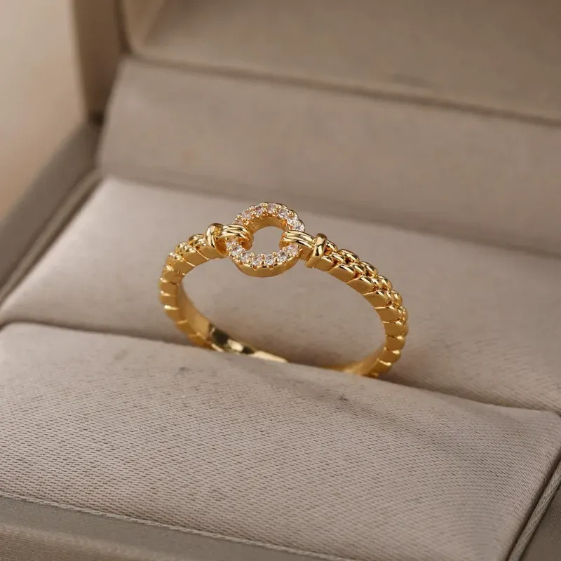 Pronta consegna Zircone Acciaio Inossidabile O Forma Geometrica Aperto Regolabile per Donna Colore Oro Anello Moda Popolare Accessori Gioielleria_voghion.com