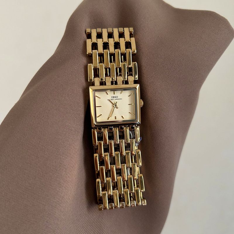 IBSO Aibisino 1059 Square Dial Watch For Women Hollow Strap Vintage Style Gold Light Niche_voghion.com