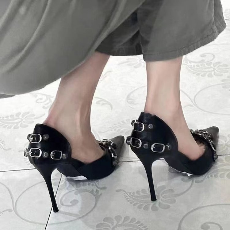 2025 Lente en zomer nieuwe puntige klinknagels dames holle volwassen stijl enkele schoenen mode honderd en match vrije tijd dagelijks voortreffelijk_voghion.com