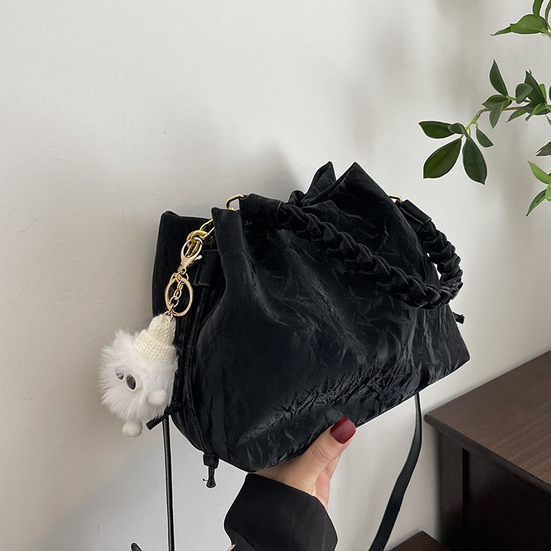 Borsa a secchiello con tracolla versatile e alla moda, di alta qualità, per le donne, 2024_voghion.com