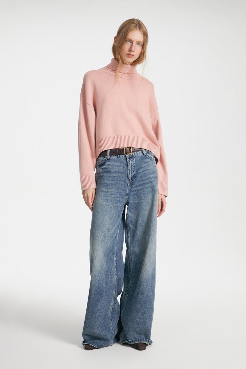 Gemütlicher, übergroßer Strickpullover mit hohem Halsausschnitt für Damen – weiche Viskosemischung, lässiger, lockerer Schnitt, kurzer Cropped-Stil (Pink, Zitronengelb, Kaffee)_voghion.com