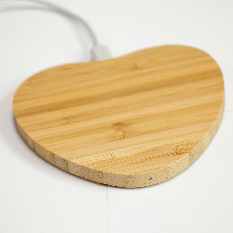 Bamboo wood wireless charging wireless mobile phone charger suitable for Apple Huawei Android mobile phone bamboo wood wireless charging_voghion.com