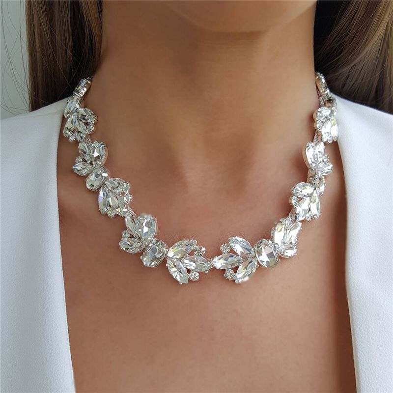 Versatile collana alla moda con strass a forma di foglia, esagerata, piena di diamanti, collane con accessori personalizzati_voghion.com