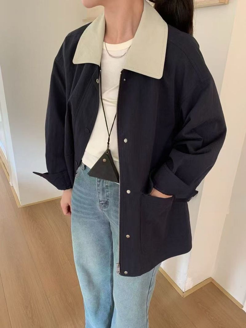 Trench coat da donna in stile coreano, versatile, di media lunghezza, con tasche grandi, color block, con colletto rovesciato, autunno 2025_voghion.com