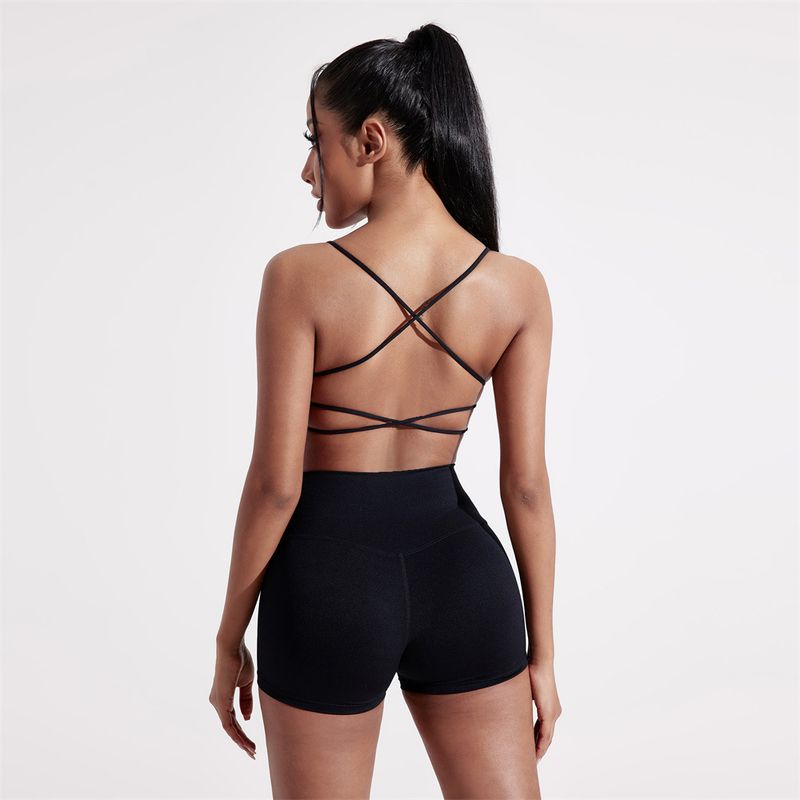 Summer Solid Color Yoga Set Two-Piece Sexy Back Cross Sports Bra + Barely There Tight-Fitting Three-Quarter Shorts_voghion.com