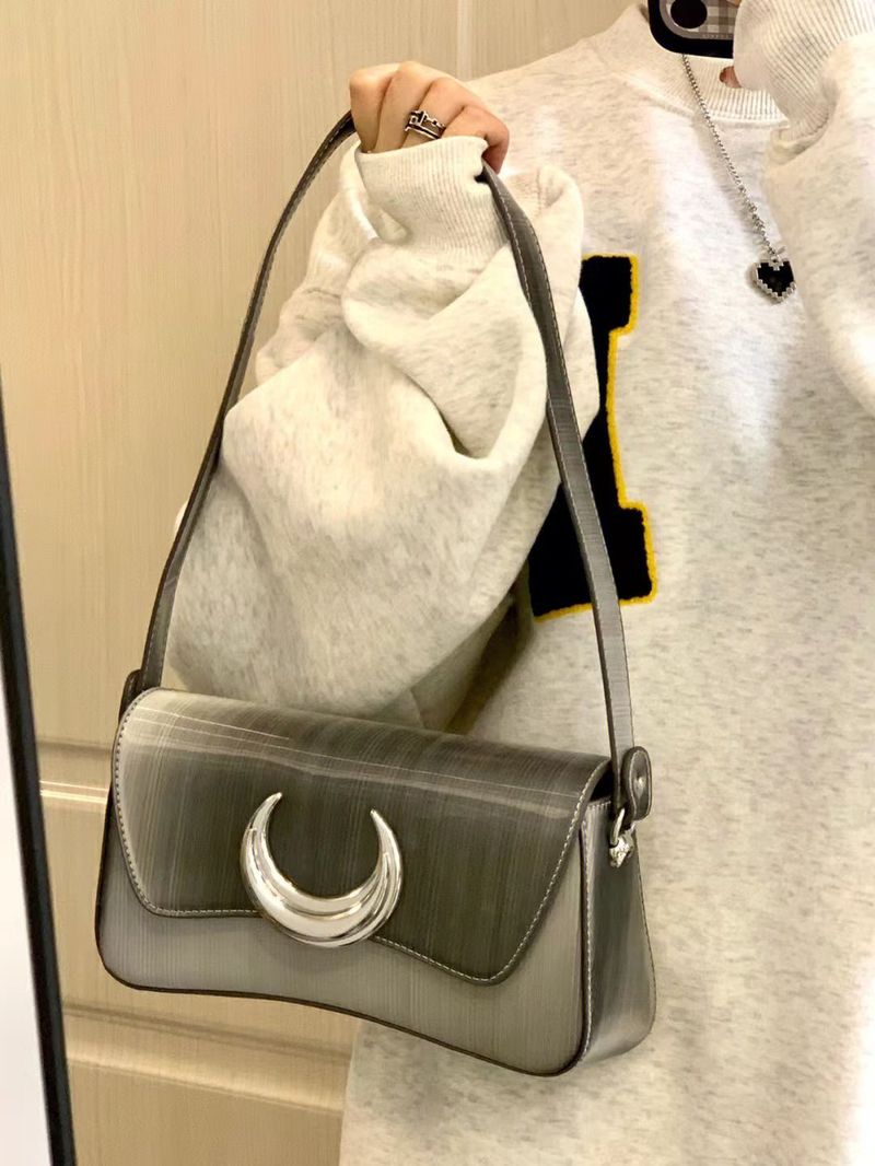 2024 New Advanced Texture Gradient Versatile One Shoulder Crossbody with Small Design Crescent Method Stick Underarm Bag_voghion.com