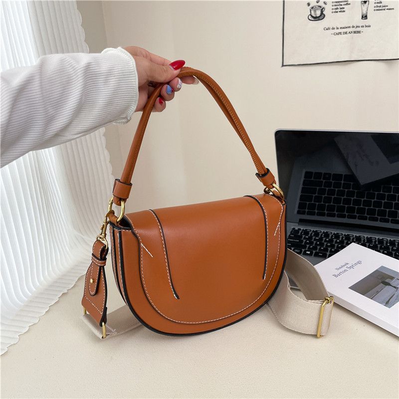 Borsa a tracolla da donna con patta e fibbia magnetica, alla moda, modello Saddle, di grande capacità, modello 2025, in Spagna_voghion.com