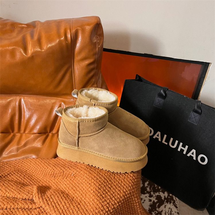 Botas de neve femininas com sola de couro e aumento de altura, estilo simples, cano curto com lã grossa para aquecimento, mesmo estilo que_voghion.com