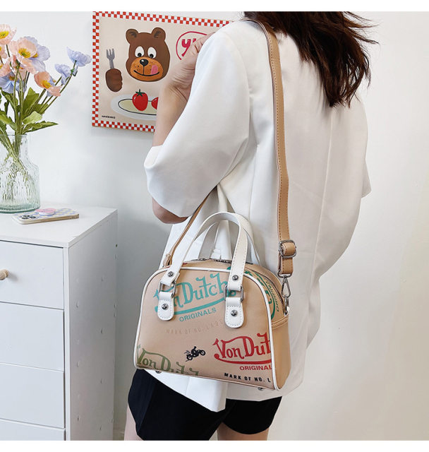 Nei Designer-Shopping-Crossbody-Graffiti-Portemonnaien fir Fraen an 2022 Luxus-Handtasche aus PU-Lieder fir Muschelen, Schëllerbeutel fir Fraen_voghion.com