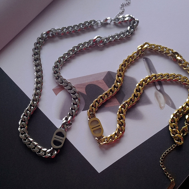 Bracciale con collana a lettera D in acciaio al titanio Bracciale con collana a catena spessa_voghion.com