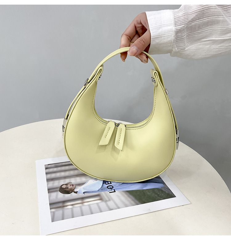 2024 Neue Handtasche im Nischendesign, modische bonbonfarbene Macaron-Trendy-One-Shoulder-Underarm-Knödeltasche, geeignet zum Einkaufen_voghion.com