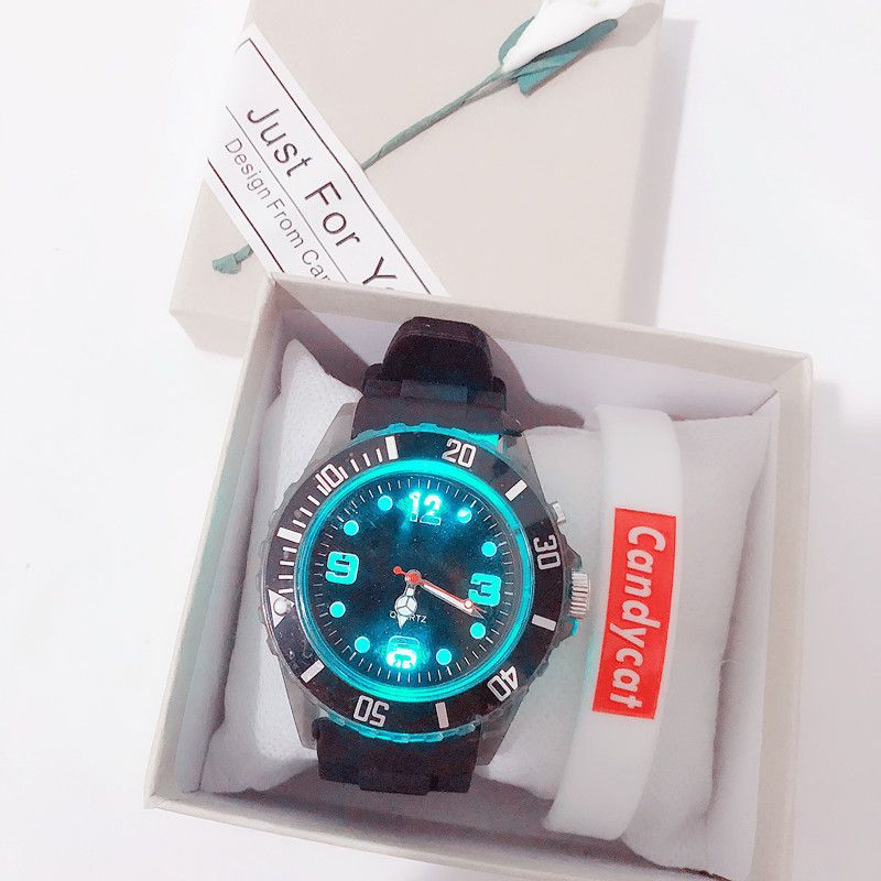 New Men's Sports Silicone With Large Dial Light Flashing Watch For Middle And High School Students_voghion.com