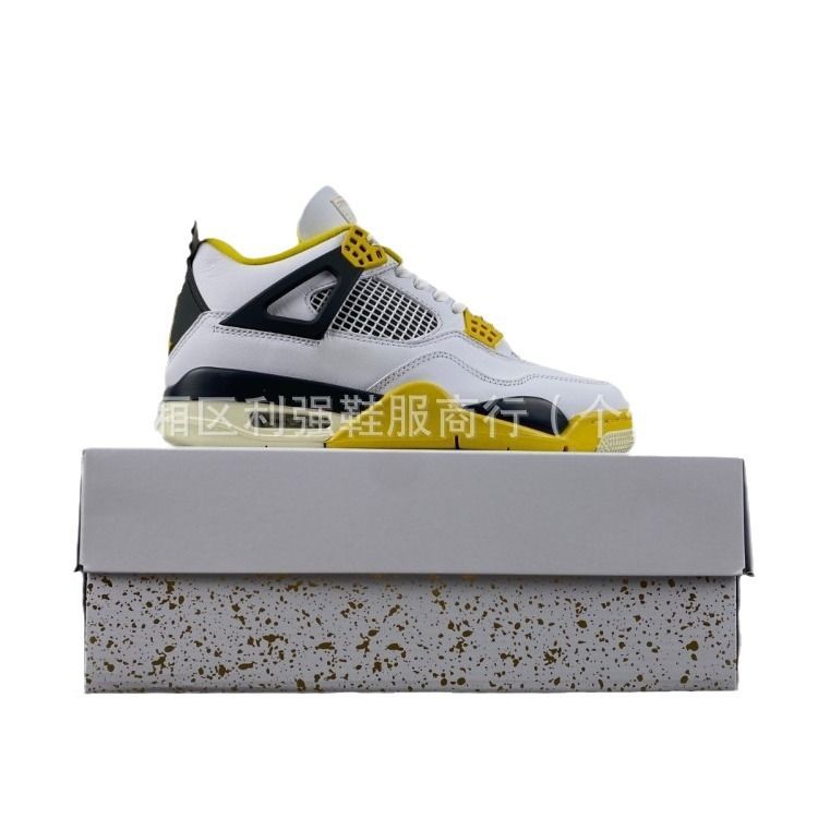 Originalförpackning Råmaterial Klassiska färgscheman, 4 skor Sneakers_voghion.com