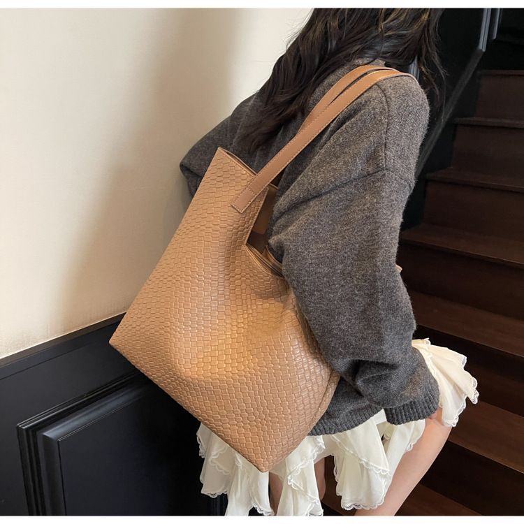 Women's Large Capacity Woven Tote Bag For Work & Travel, Stylish Shoulder Bag With Zipper Closure, Black/Beige/Khaki/Brown_voghion.com