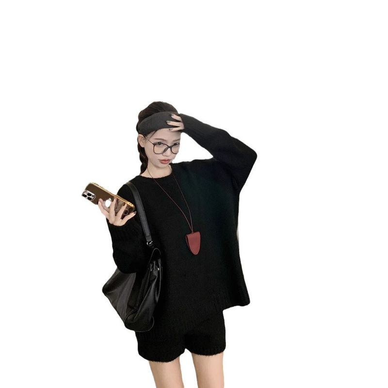 Maglione largo in maglia nera casual stile pigro, top invernale da donna, pantaloncini a gamba larga a vita alta, set da due pezzi_voghion.com