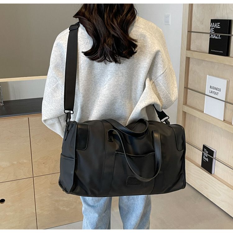 Short Distance Portable Sports Fitness Bag Large Capacity Travel Bag High Appearance Level Portable Foldable Luggage Storage Bag_voghion.com