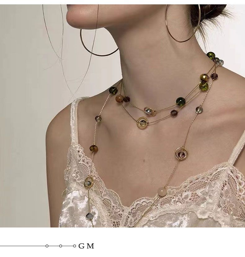 Collier carillon éolien nocturne à trois couches avec pompon, chaîne empilée, collier de perles à boule française de tempérament rétro pour femme_voghion.com