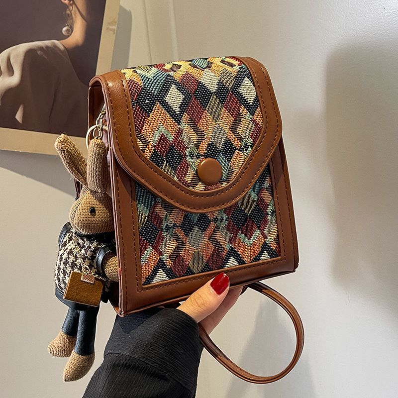 Bolsa transversal vertical de alta qualidade da moda 2024, bolsa de ombro com nicho para celular xadrez para mulheres_voghion.com