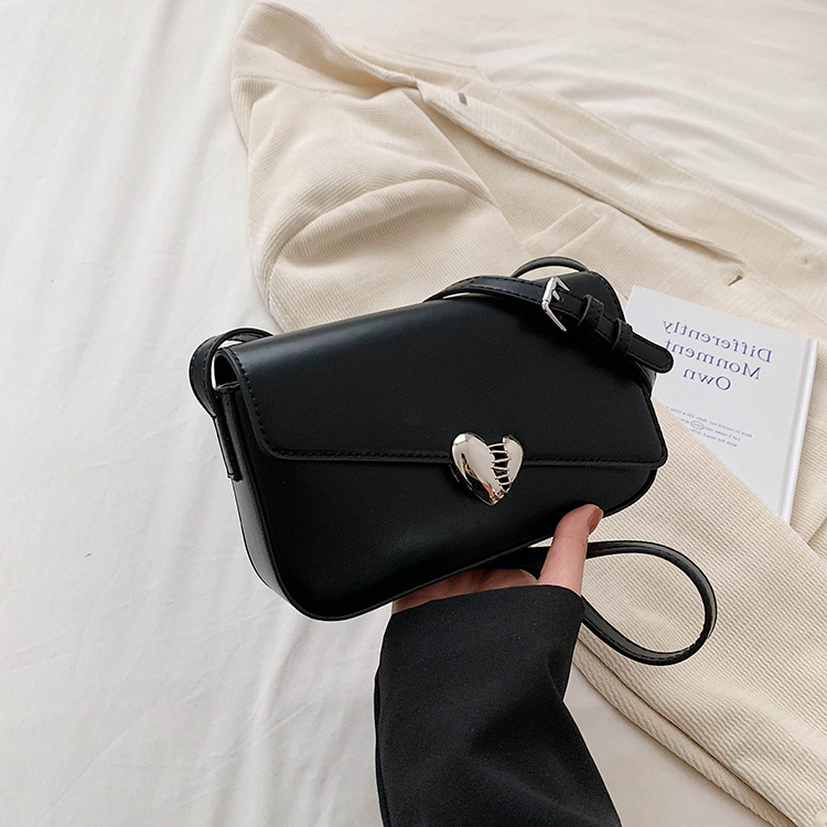 Nische Design Silber Kleine Tasche Frauen 2023 Neue Mode Schulter Kleine Quadratische tasche sommer ins textur Messenger tasche_voghion.com