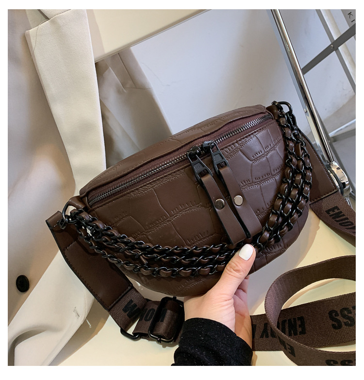 Déi populär kleng Handtasche vun dësem Joer fir Fraen, Summer Ins Broschttasche 2024, nei Moud, Casual, villfälteg, Nische-Crossbody-Tasche, Tailletasche_voghion.com