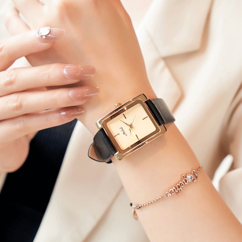 Women's Watches Simple Temperament Small Square Watch Black Gold Belt Quartz Watch_voghion.com
