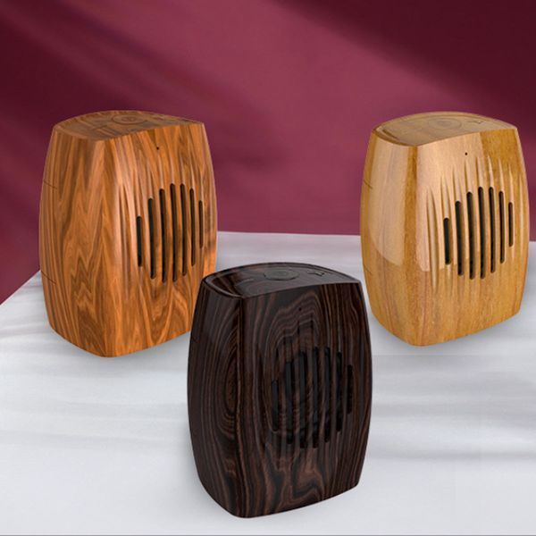 Woodchuck Retro Bluetooth Speaker_voghion.com
