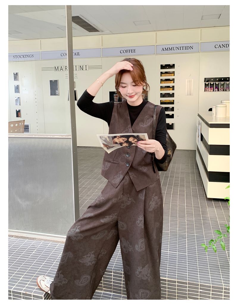 Brown High-End Fashion Suit For Women 2025 Autumn New Elegant Printed Vest Wide-Leg Pants Three-Piece Set_voghion.com