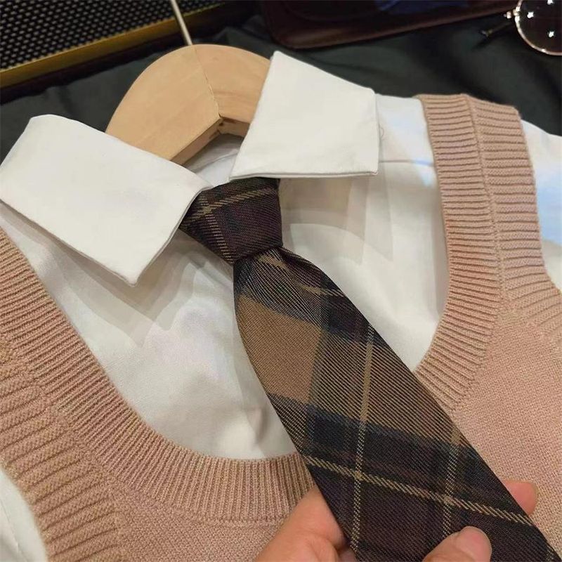 Abbigliamento per bambini abbigliamento per bambini ragazze stile college camicia gilet gonna plissettata completo 2024 gonna scozzese completo tre pezzi_voghion.com