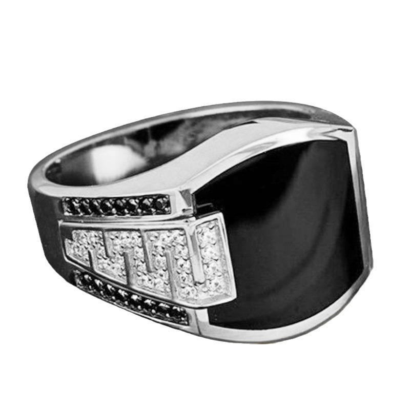 Anello in stile hip hop con diamanti sintetici intarsiati in zircone nero, gioiello alla moda da uomo_voghion.com