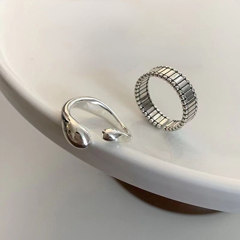 2025 Fashion Style Retro metal set with silver geometric pattern, irregularly shaped punk style ring for men and women, 2024, fashionable_voghion.com