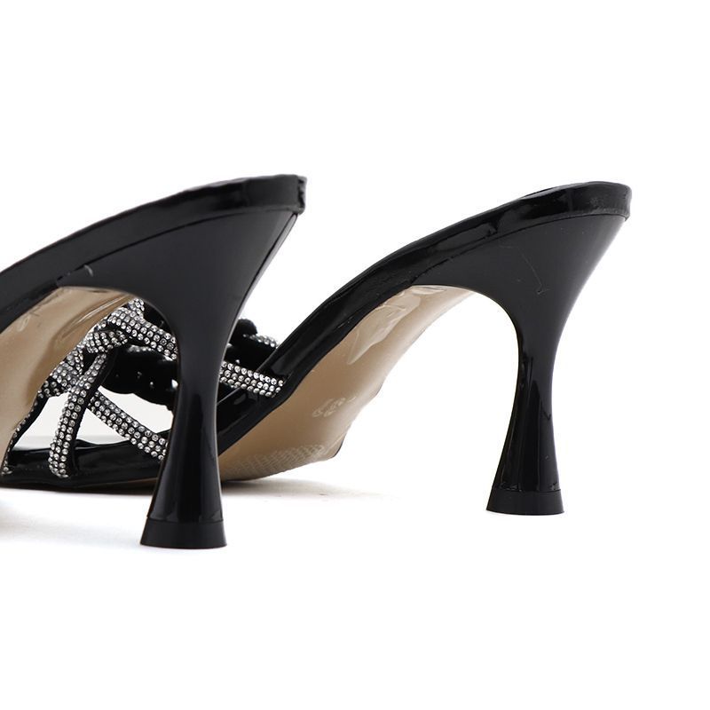 Sexy extern dragen 2024 herfst nieuwe water diamant dunne hoge hak eenvoudige coole pantoffels veelzijdige effen kleur groot_voghion.com
