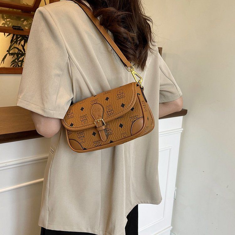 Exquisite And Compact 2025 Summer New Cover Style Single Shoulder Crossbody Small Square Bear Series Women's Bag_voghion.com