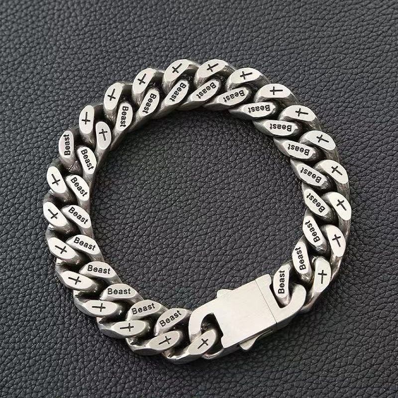 Bracciale da uomo spesso in acciaio inossidabile cubano inciso al titanio, spazzolato su entrambi i lati, resistente allo sbiadimento_voghion.com