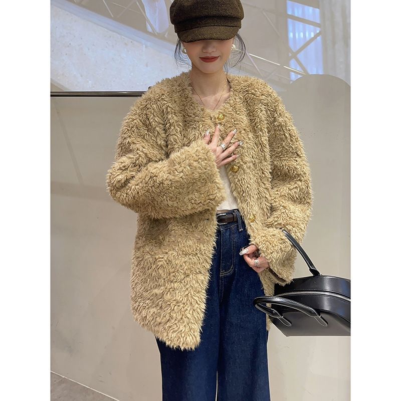 Women's Clothing Warm Stylish Loose Women's Faux Fur Coat With Shearling Collar - Warm, Stylish & Versatile Winter Outerwear In Cream, Black & Brown_voghion.com