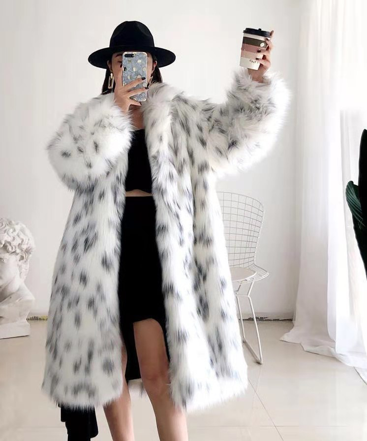Dammemodesch Bobcat Leopardpelz laange Fuchspelzmantel mat Revers_voghion.com