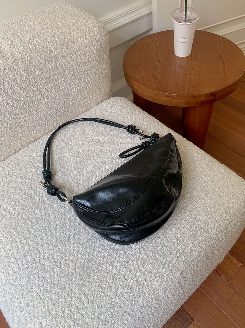 2025 Nuova borsa da ascella da donna, borsa da sella alla moda estiva, borsa a bastone francese, borsa a tracolla casual in PU per pendolari_voghion.com