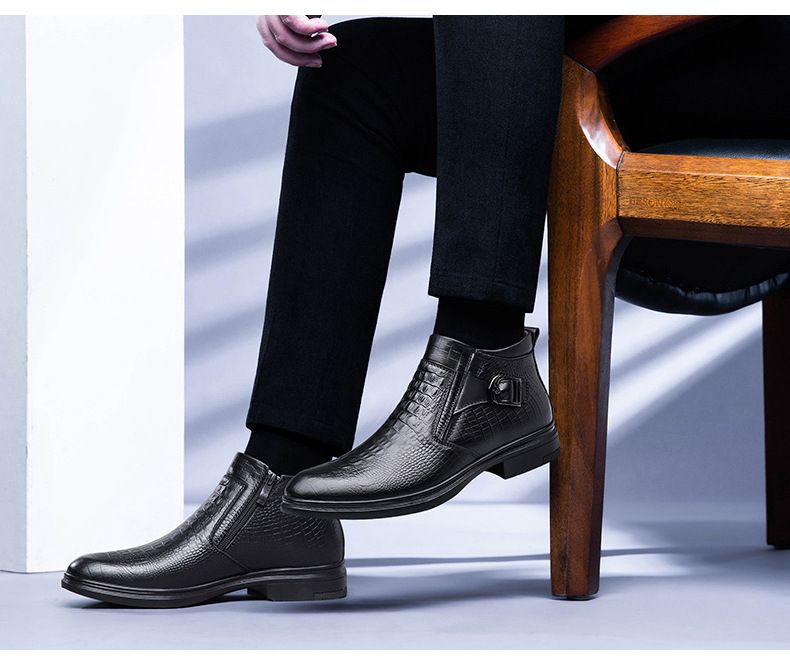 Men's Embossed Crocodile Chelsea Boots Pointed Middle Top Short Boots Wind Martin Boots Men's_voghion.com
