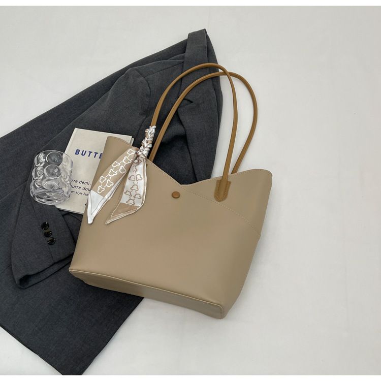 Nuova borsa tote elegante di grande capacità, di alta qualità, a forma di V, alla moda, per il pendolarismo, borsa a mano con sciarpa di seta_voghion.com