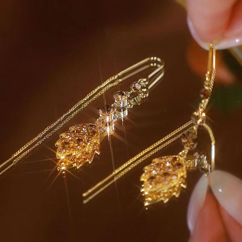Nappa di nicchia con diamante pieno color caffè super scintillante di alta qualità con temperamento versatile, squisitamente lunga da mostrare_voghion.com
