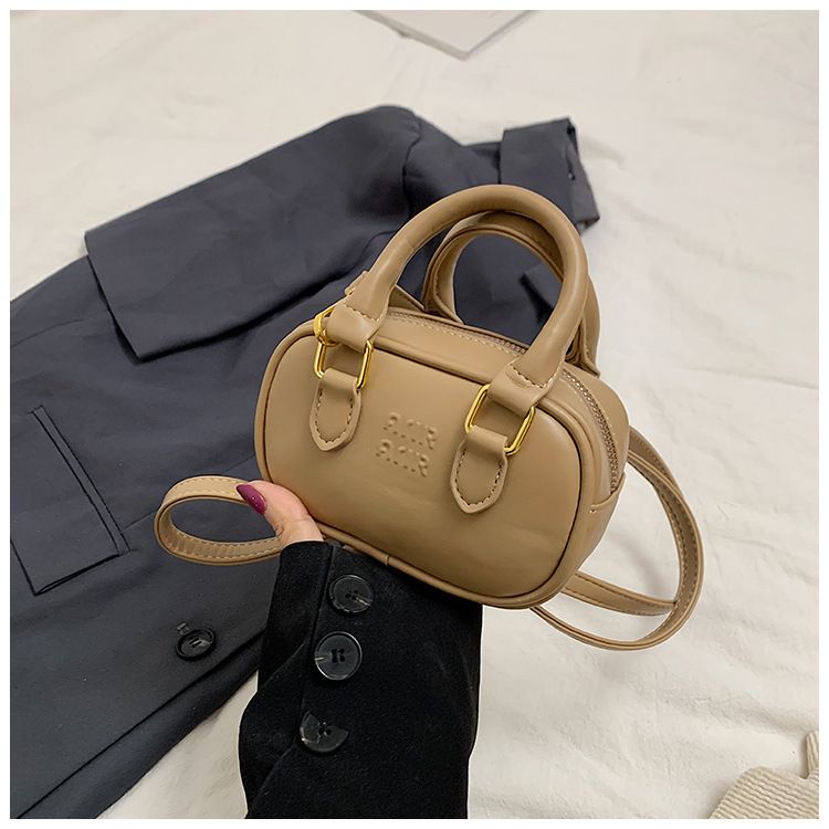Bowlingtasche für Kinder mit süßem Bärenanhänger – Stilvolle Mini-Schultertasche für Jungen und Mädchen, Umhängetasche_voghion.com